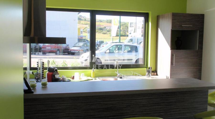 MALSH Realty & Property - Bureau - Extérieurs NORD (Villefranche / Belleville) - Alix - 12