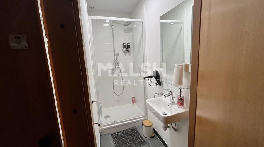 MALSH Realty & Property - Local commercial - Lyon 6° - Lyon 6 - 6