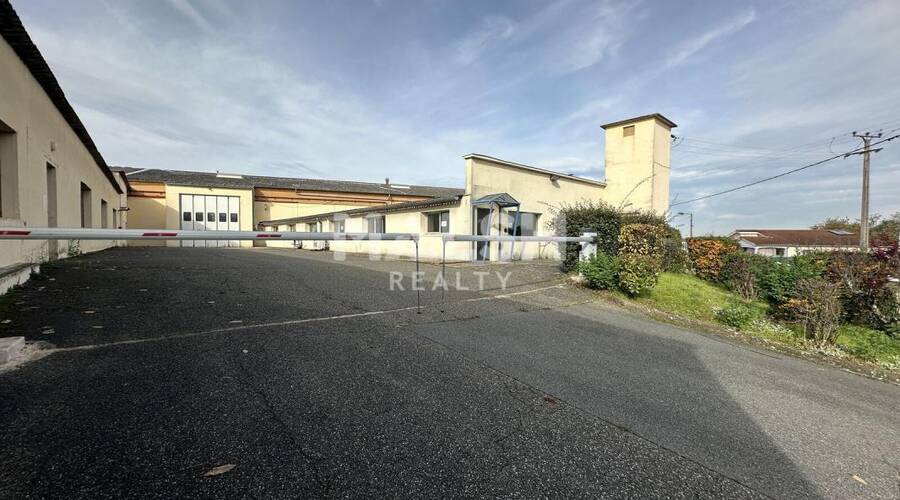 MALSH Realty & Property - Local d'activités - Extérieurs NORD (Villefranche / Belleville) - Jassans-Riottier - 6