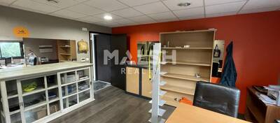 MALSH Realty & Property - Local d'activités - Extérieurs NORD (Villefranche / Belleville) - Lozanne - 6