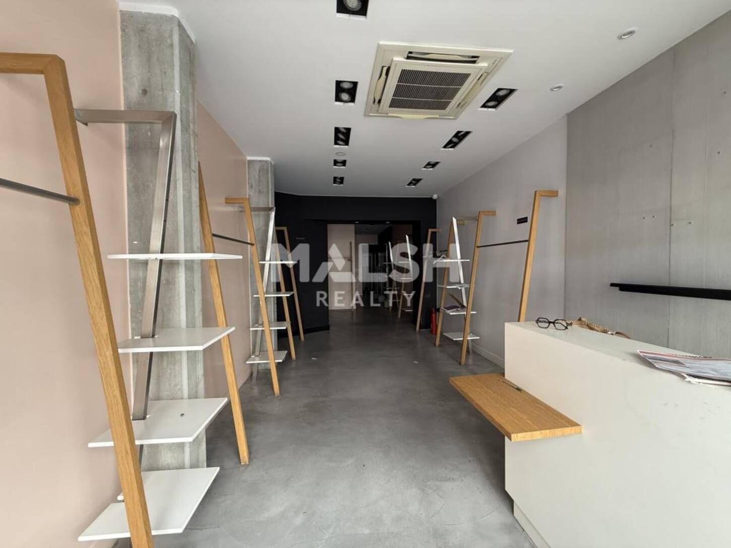 MALSH Realty & Property - Local commercial - Saint Etienne - Saint-Étienne - 2