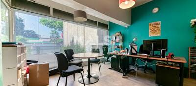 MALSH Realty & Property - Local commercial - Carré de Soie / Grand Clément / Bel Air - Villeurbanne - 3