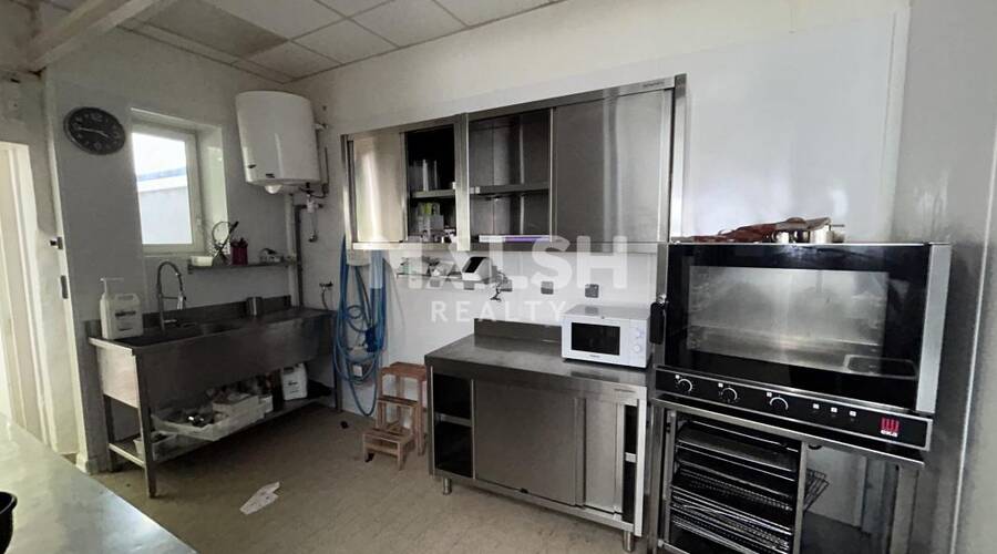 MALSH Realty & Property - Local commercial - Lyon 8°/ Hôpitaux - Lyon 8 - 8