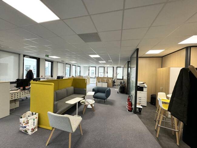 MALSH Realty & Property - Bureau - Saint-Etienne Métropole - Saint-Étienne - 1