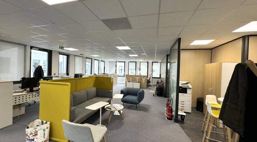 MALSH Realty & Property - Bureau - Saint-Etienne Métropole - Saint-Étienne - 1
