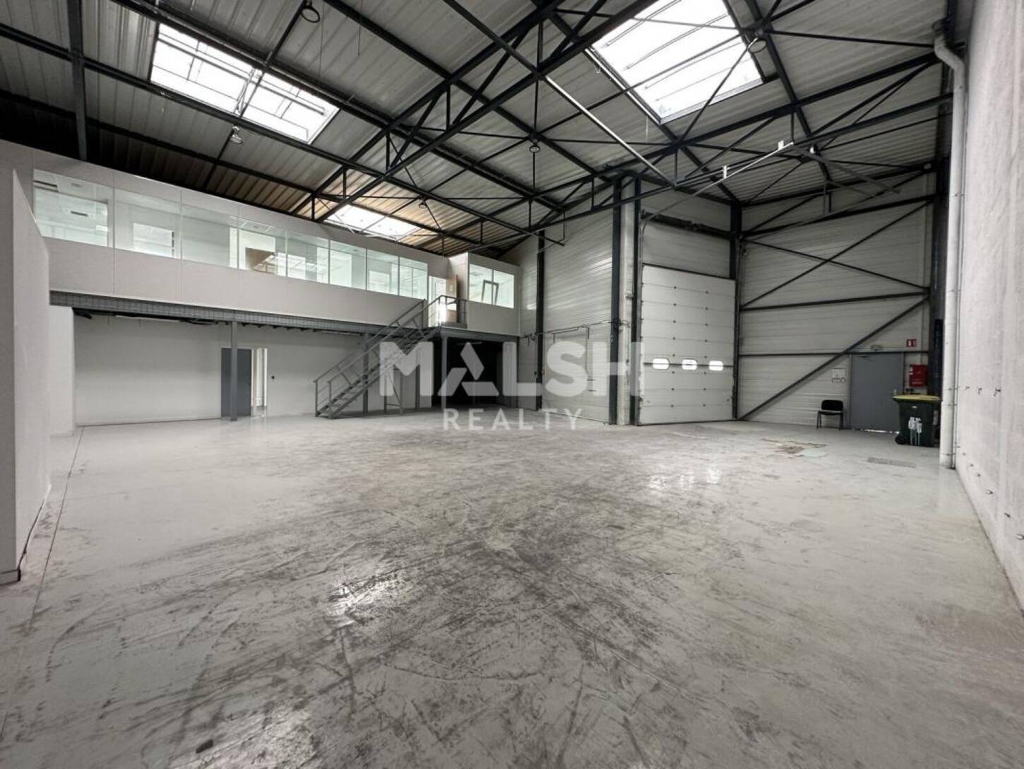 MALSH Realty & Property - Local d'activités - Lyon EST (St Priest /Mi Plaine/ A43 / Eurexpo) - Saint-Priest - 2