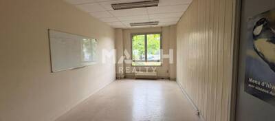 MALSH Realty & Property - Local d'activités - Lyon EST (St Priest /Mi Plaine/ A43 / Eurexpo) - Saint-Priest - 17