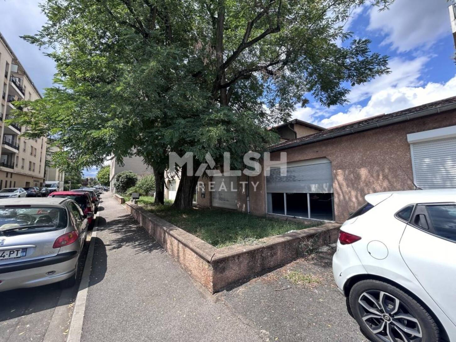 MALSH Realty & Property - Local commercial - Extérieurs NORD (Villefranche / Belleville) - Villefranche-sur-Saône - 2