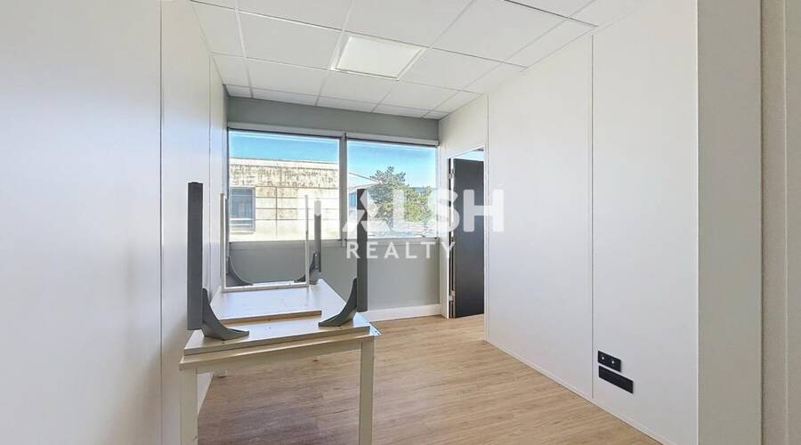 MALSH Realty & Property - Bureau - Lyon EST (St Priest /Mi Plaine/ A43 / Eurexpo) - Bron - 13