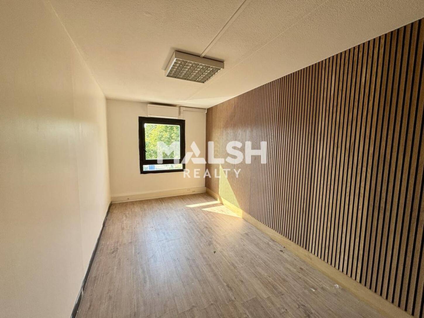 MALSH Realty & Property - Bureau - Lyon Nord Ouest (Techlid / Monts d'Or) - Écully - 2