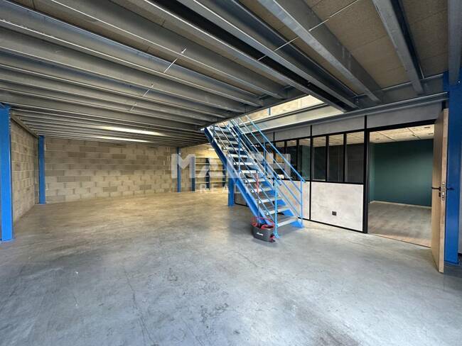 MALSH Realty & Property - Local d'activités - Extérieurs NORD (Villefranche / Belleville) - Civrieux - 1