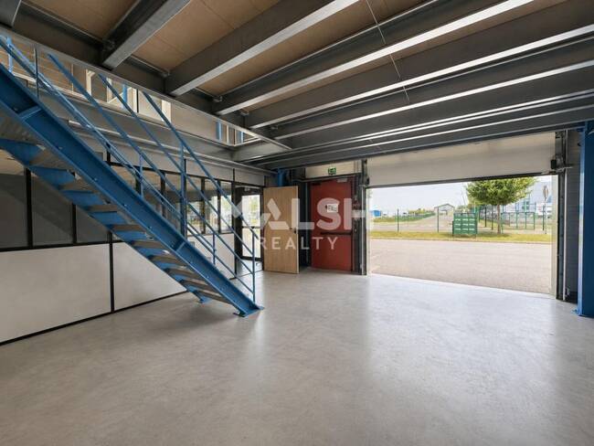MALSH Realty & Property - Local d'activités - Extérieurs NORD (Villefranche / Belleville) - Civrieux - 1