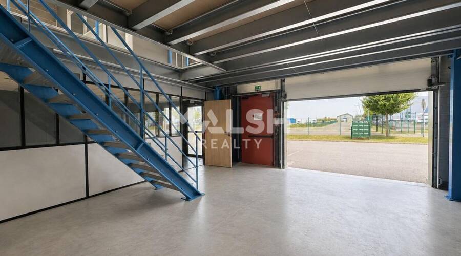 MALSH Realty & Property - Local d'activités - Extérieurs NORD (Villefranche / Belleville) - Civrieux - 1