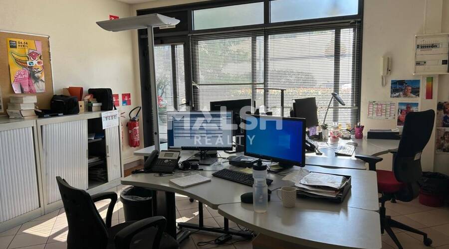 MALSH Realty & Property - Local commercial - Lyon EST (St Priest /Mi Plaine/ A43 / Eurexpo) - Bron - 1