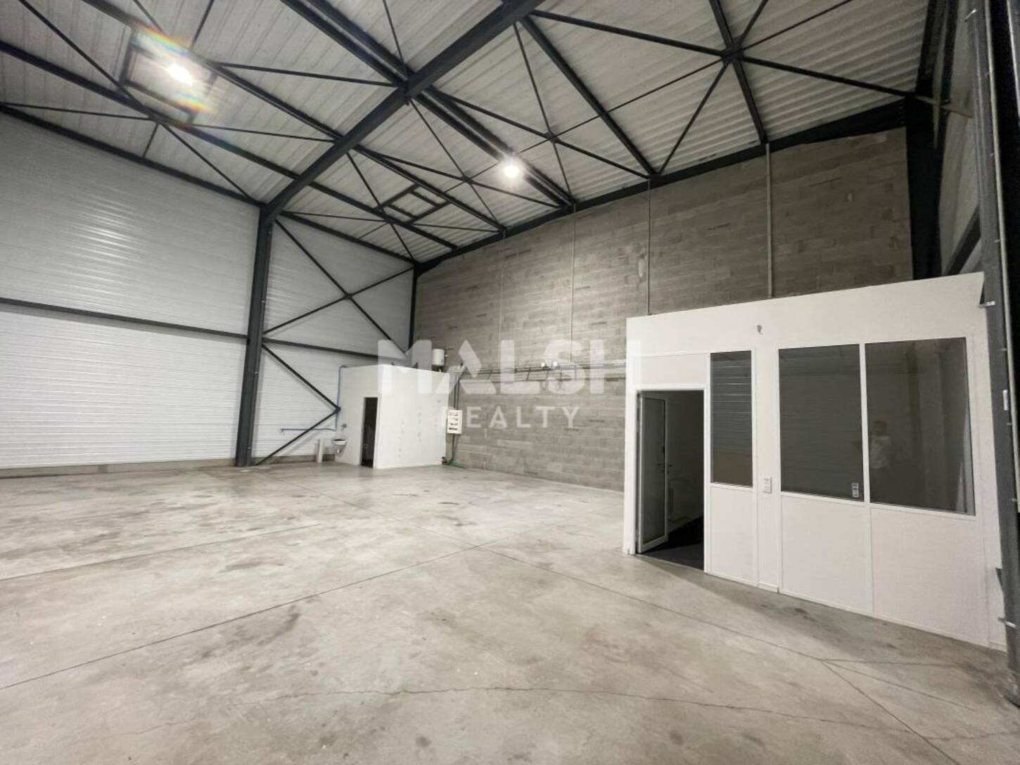 MALSH Realty & Property - Local d'activités - Lyon Sud Ouest - Chassagny - 2