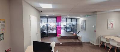 MALSH Realty & Property - Local commercial - Carré de Soie / Grand Clément / Bel Air - Villeurbanne - 6