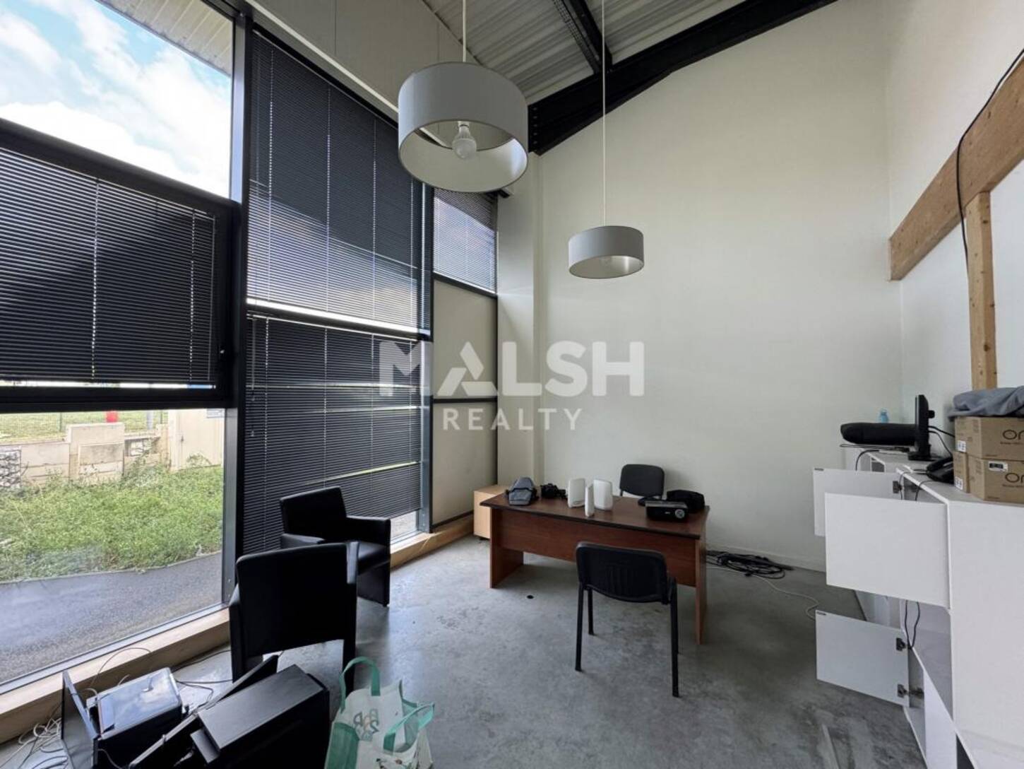 MALSH Realty & Property - Local commercial - Saint Etienne - Saint-Étienne - 2