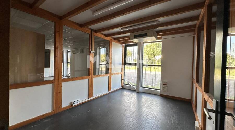 MALSH Realty & Property - Local d'activités - Plateau Nord / Val de Saône - Rillieux-la-Pape - 4