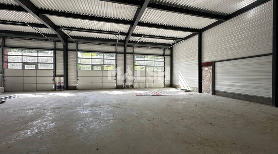 MALSH Realty & Property - Local d'activités - Extérieurs NORD (Villefranche / Belleville) - Montmerle-sur-Saône - 8