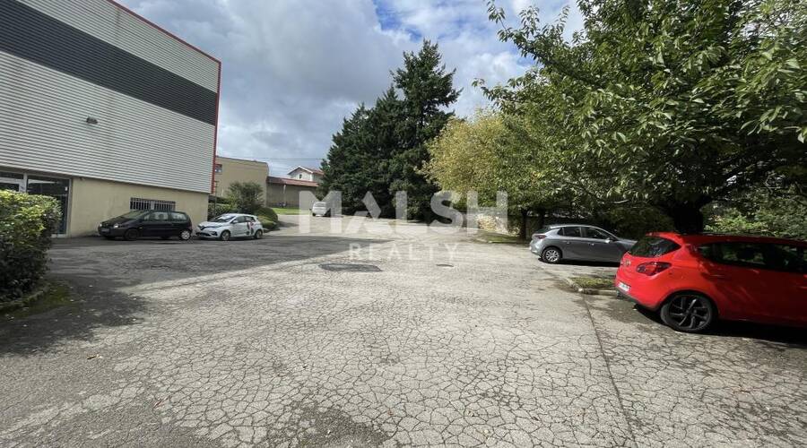 MALSH Realty & Property - Local commercial - Lyon Nord Ouest (Techlid / Monts d'Or) - Champagne-au-Mont-d'Or - 7