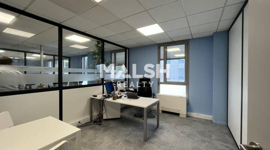 MALSH Realty & Property - Bureau - Extérieurs NORD (Villefranche / Belleville) - Limas - 9