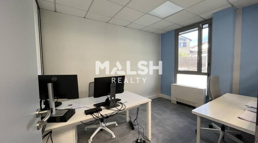 MALSH Realty & Property - Bureau - Extérieurs NORD (Villefranche / Belleville) - Limas - 12
