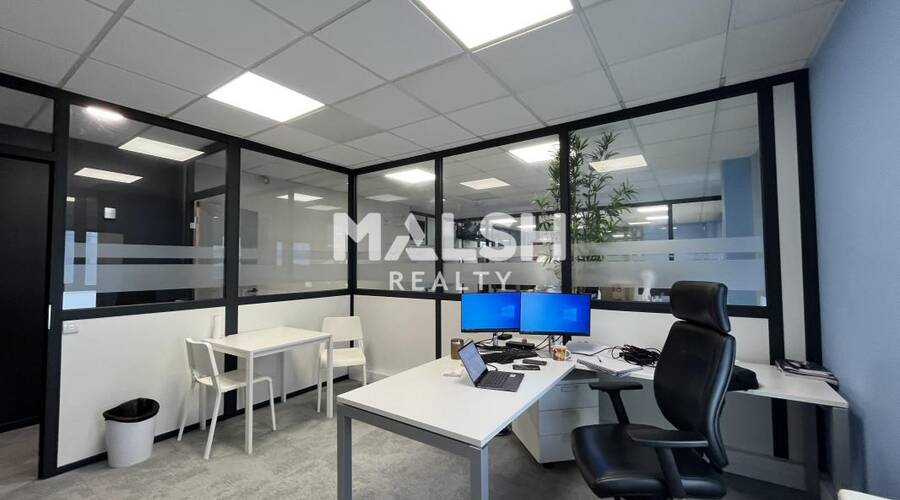 MALSH Realty & Property - Bureau - Extérieurs NORD (Villefranche / Belleville) - Limas - 10