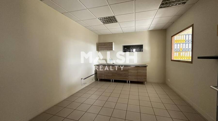 MALSH Realty & Property - Bureau - Extérieurs NORD (Villefranche / Belleville) - Arnas - 5