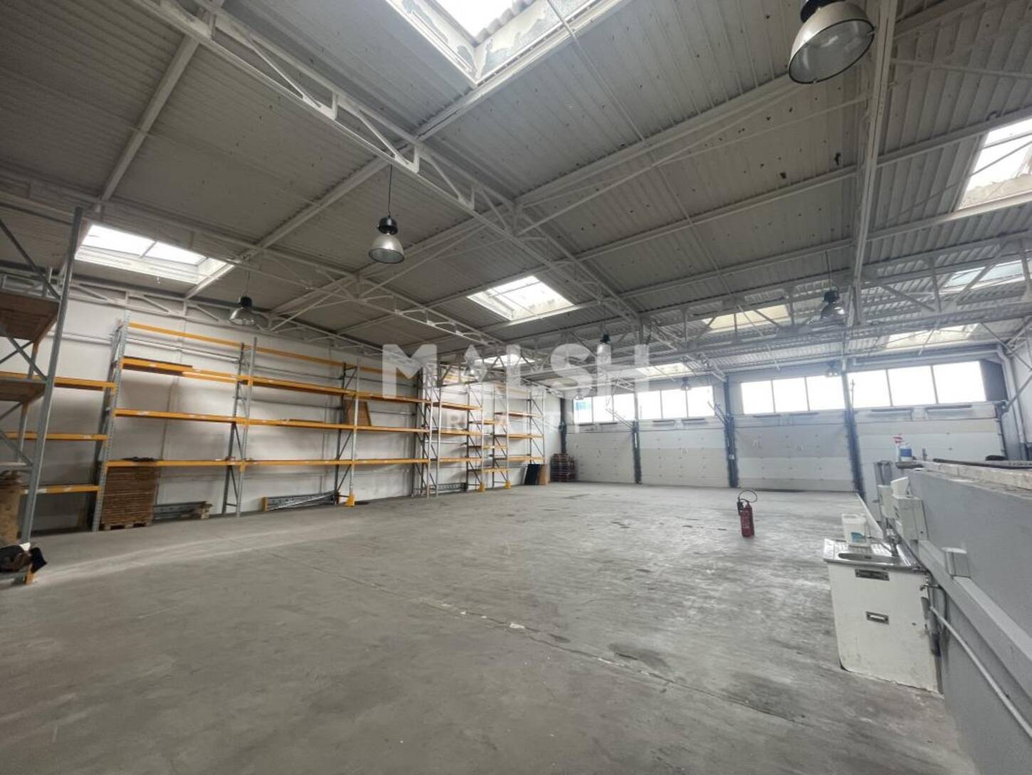 MALSH Realty & Property - Local d'activités - Lyon EST (St Priest /Mi Plaine/ A43 / Eurexpo) - Saint-Priest - 2