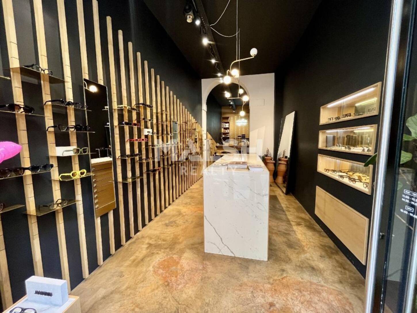 MALSH Realty & Property - Local commercial - Lyon - Presqu'île - Lyon 2 - 2