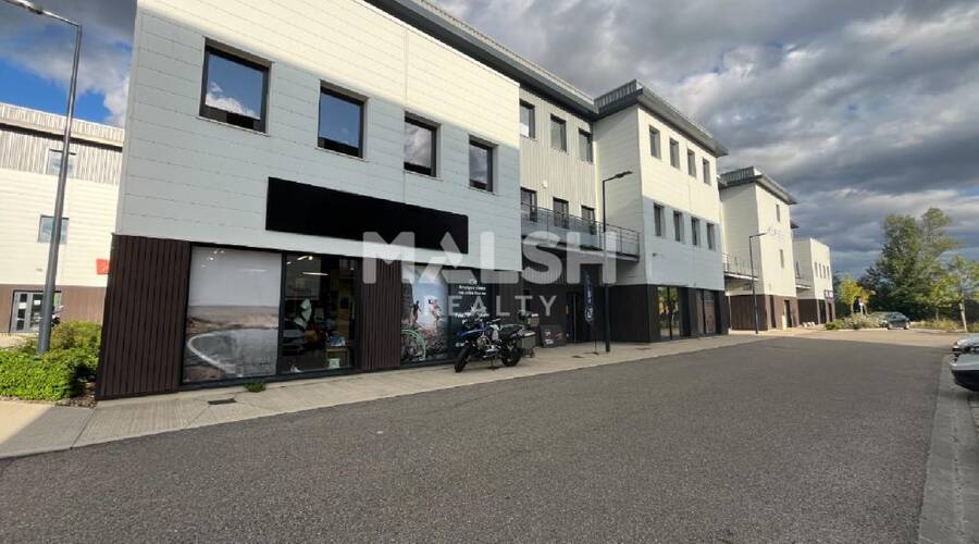 MALSH Realty & Property - Local commercial - Plateau Nord / Val de Saône - Genay - 1