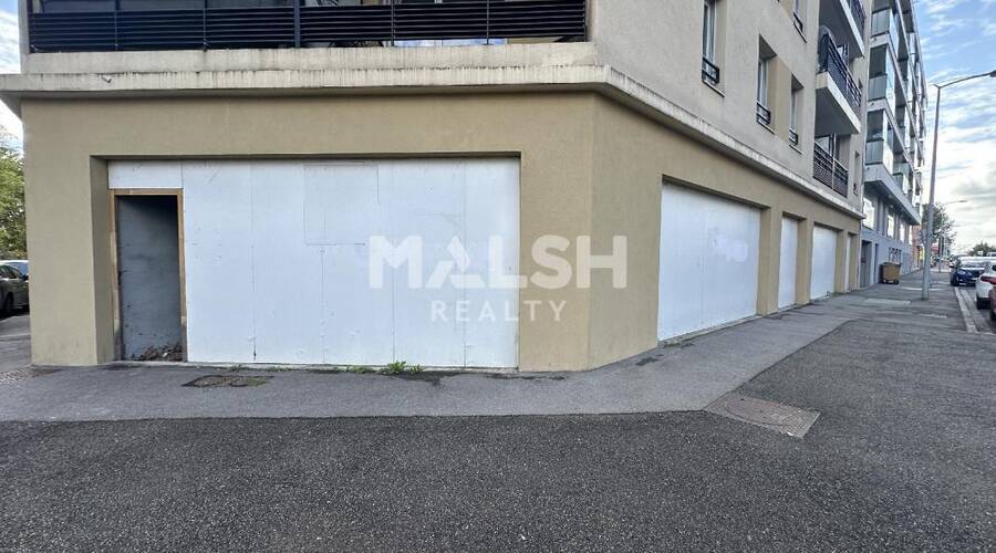 MALSH Realty & Property - Local commercial - Extérieurs NORD (Villefranche / Belleville) - Villefranche-sur-Saône - 1