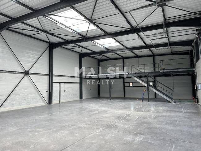 MALSH Realty & Property - Local d'activités - Extérieurs SUD  (Vallée du Rhône) - Luzinay - 1