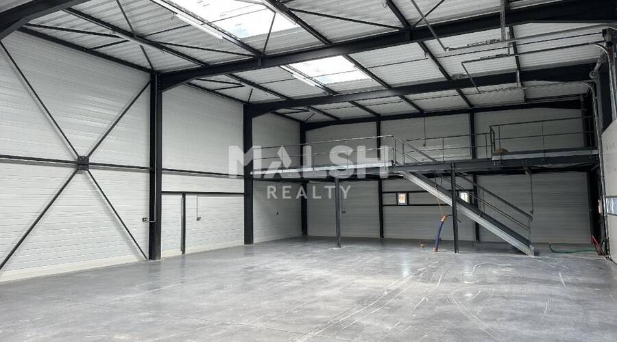 MALSH Realty & Property - Local d'activités - Extérieurs SUD  (Vallée du Rhône) - Luzinay - 1