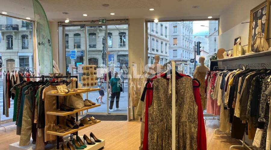 MALSH Realty & Property - Local commercial - Lyon 7° / Gerland - Lyon 7 - 1