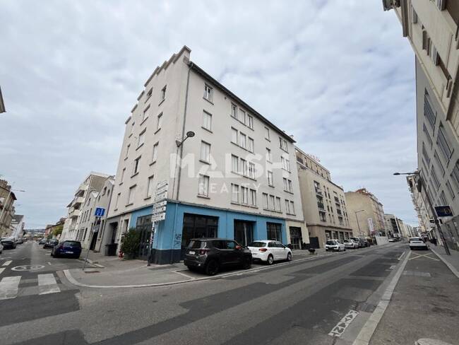 MALSH Realty & Property - Local commercial - Lyon 7° / Gerland - Lyon 7 - 1