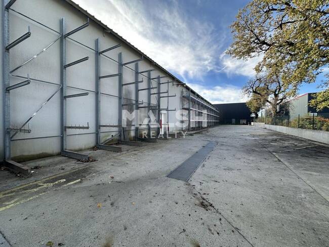 MALSH Realty & Property - Local d'activités - Lyon EST (St Priest /Mi Plaine/ A43 / Eurexpo) - Chassieu - 1