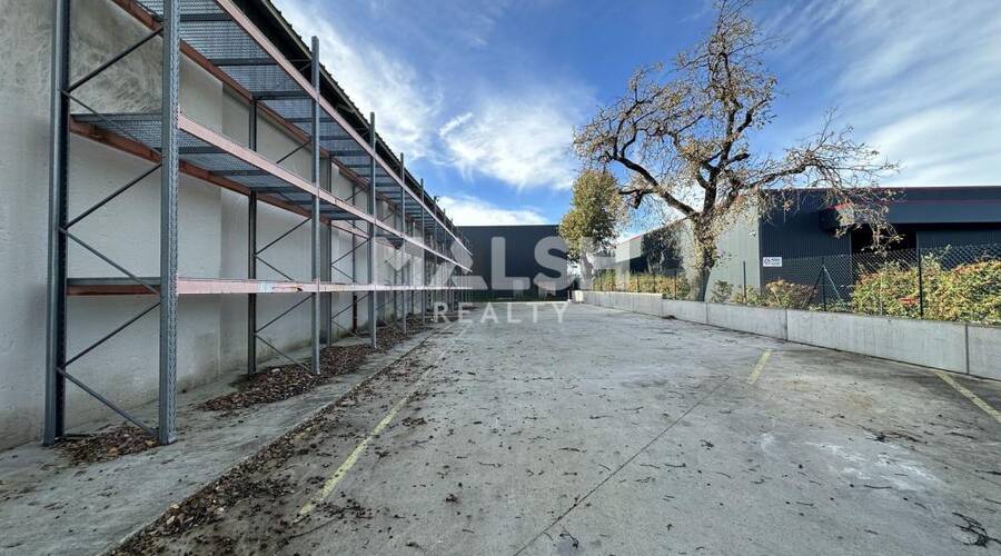 MALSH Realty & Property - Local d'activités - Lyon EST (St Priest /Mi Plaine/ A43 / Eurexpo) - Chassieu - 1