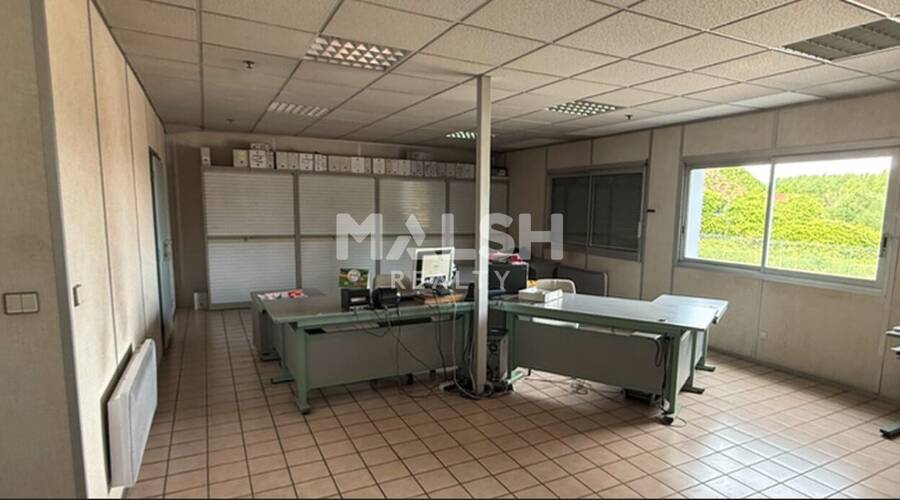 MALSH Realty & Property - Local d'activités - Nord Isère ( Ile d'Abeau / St Quentin Falavier ) - Four - 4