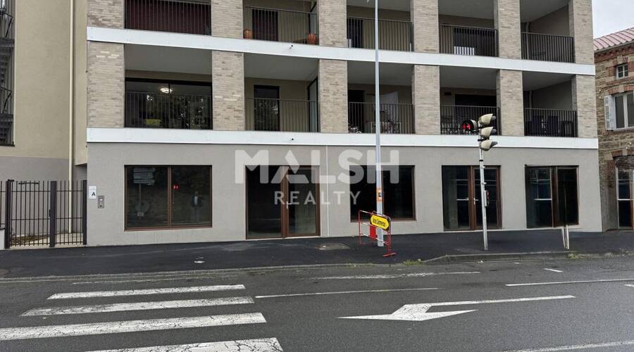 MALSH Realty & Property - Bureau - Saint-Just-Saint-Rambert - 1