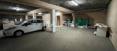 MALSH Realty & Property - Local d'activités - Lyon Nord Est (Rhône Amont) - Décines-Charpieu - 1