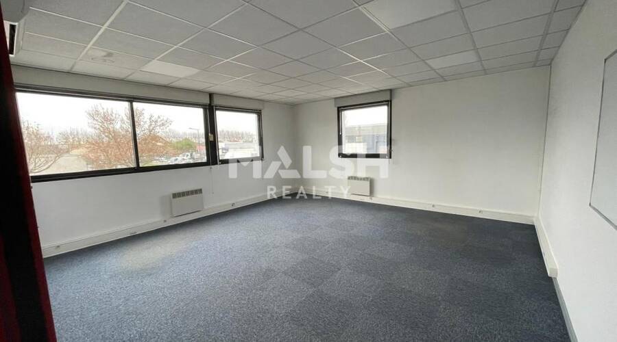 MALSH Realty & Property - Local d'activités - Carré de Soie / Grand Clément / Bel Air - Vaulx-en-Velin - 3