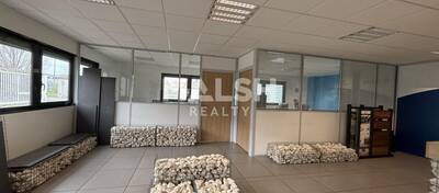 MALSH Realty & Property - Local d'activités - Lyon Nord Est (Rhône Amont) - Meyzieu - 3