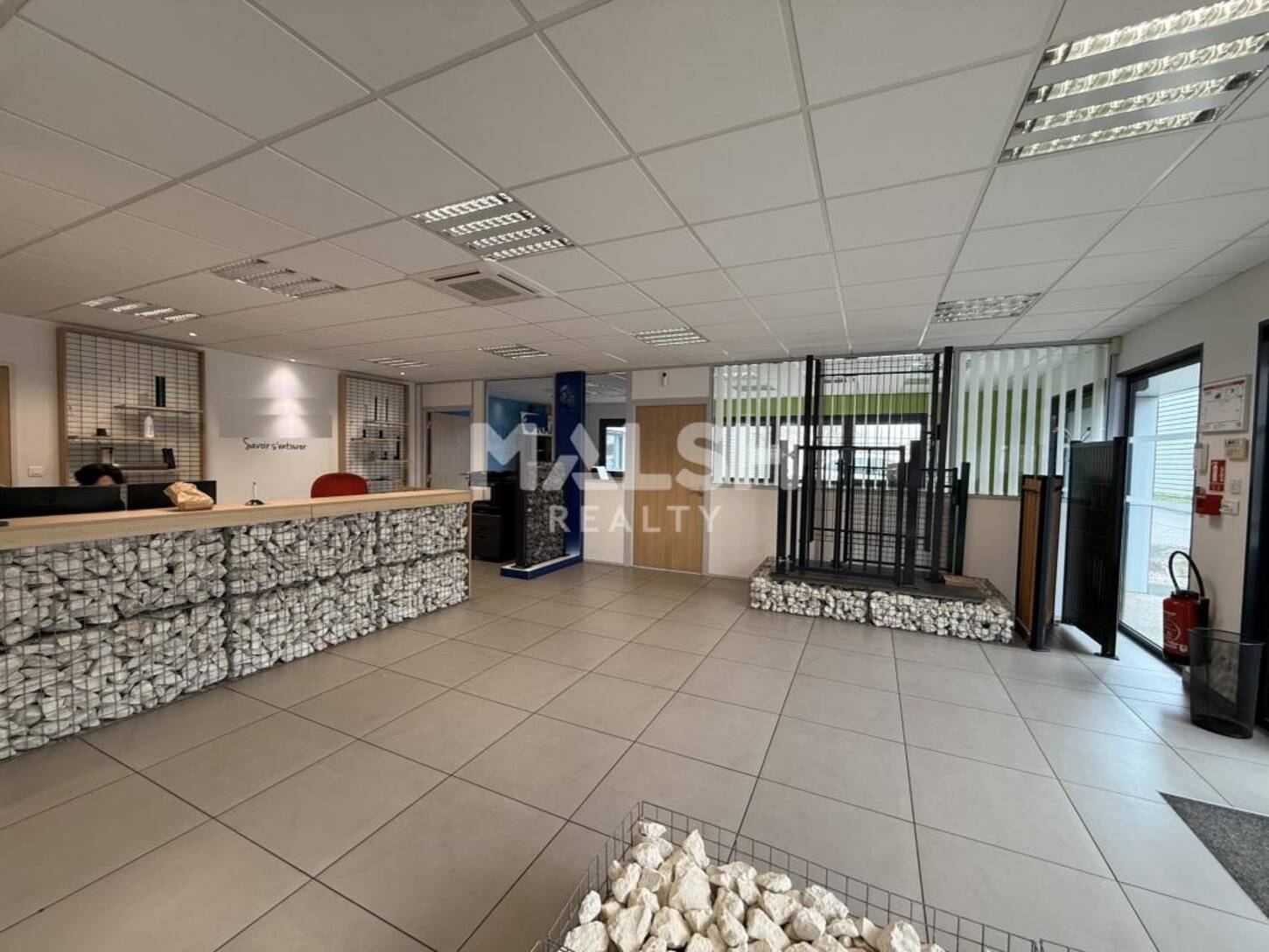 MALSH Realty & Property - Local d'activités - Lyon Nord Est (Rhône Amont) - Meyzieu - 2