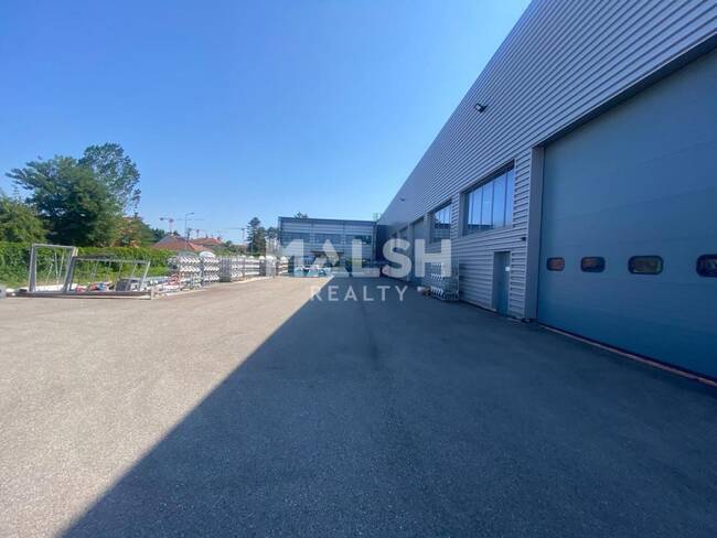MALSH Realty & Property - Local d'activités - Carré de Soie / Grand Clément / Bel Air - Villeurbanne - 1