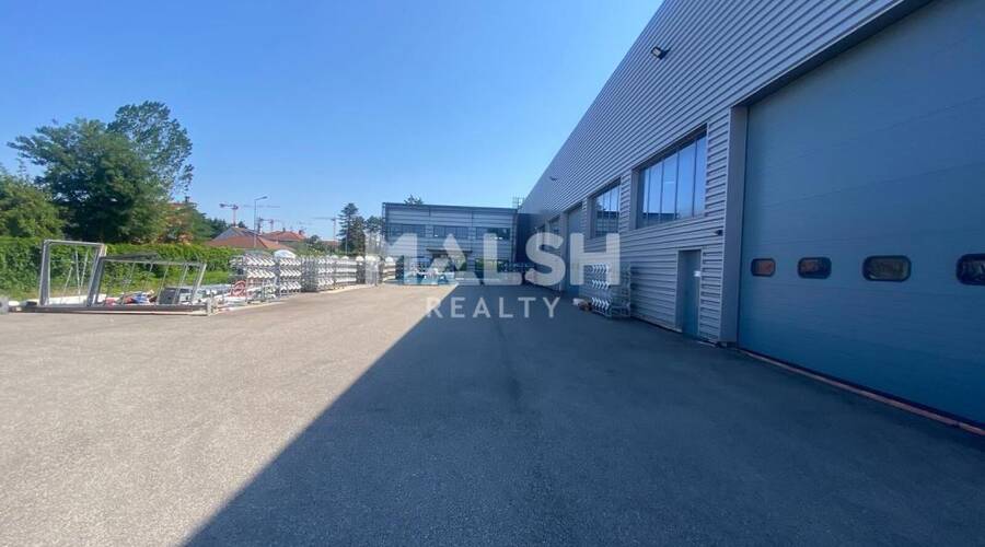 MALSH Realty & Property - Local d'activités - Carré de Soie / Grand Clément / Bel Air - Villeurbanne - 1
