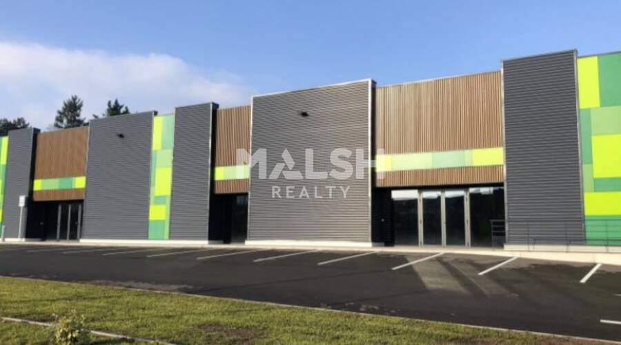 MALSH Realty & Property - Local commercial - Extérieurs NORD (Villefranche / Belleville) - Anse - 7