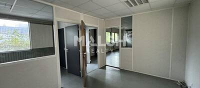 MALSH Realty & Property - Local d'activités - Saint Etienne - Saint-Étienne - 2