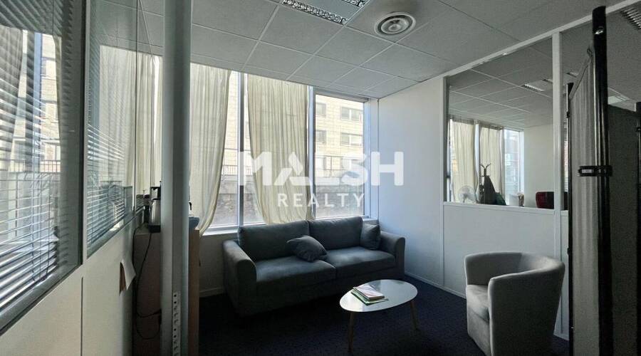 MALSH Realty & Property - Bureau - Lyon 2° / Confluence - Lyon 2 - 4