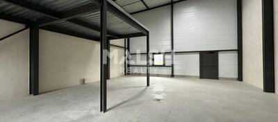 MALSH Realty & Property - Local d'activités - Extérieurs NORD (Villefranche / Belleville) - Saint-Étienne-la-Varenne - 4